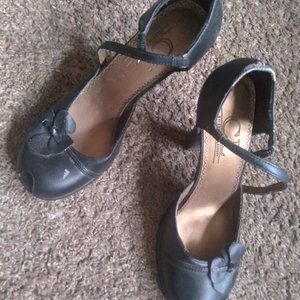 vintage pumps